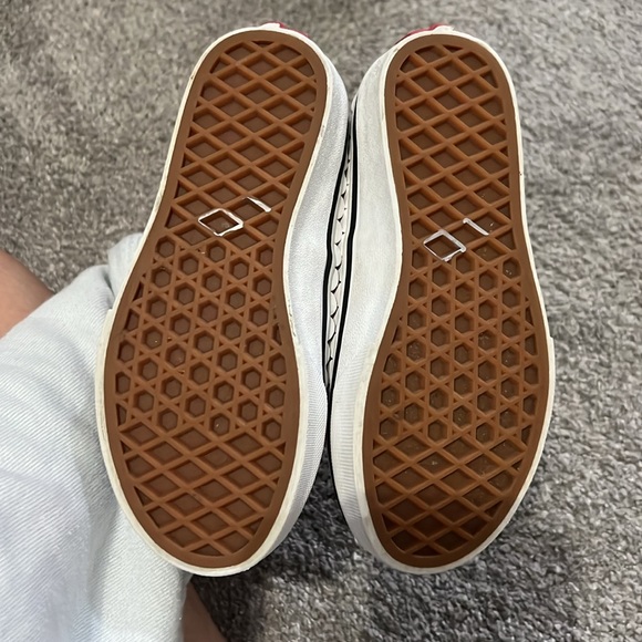 Disney kids vans - Picture 7 of 8